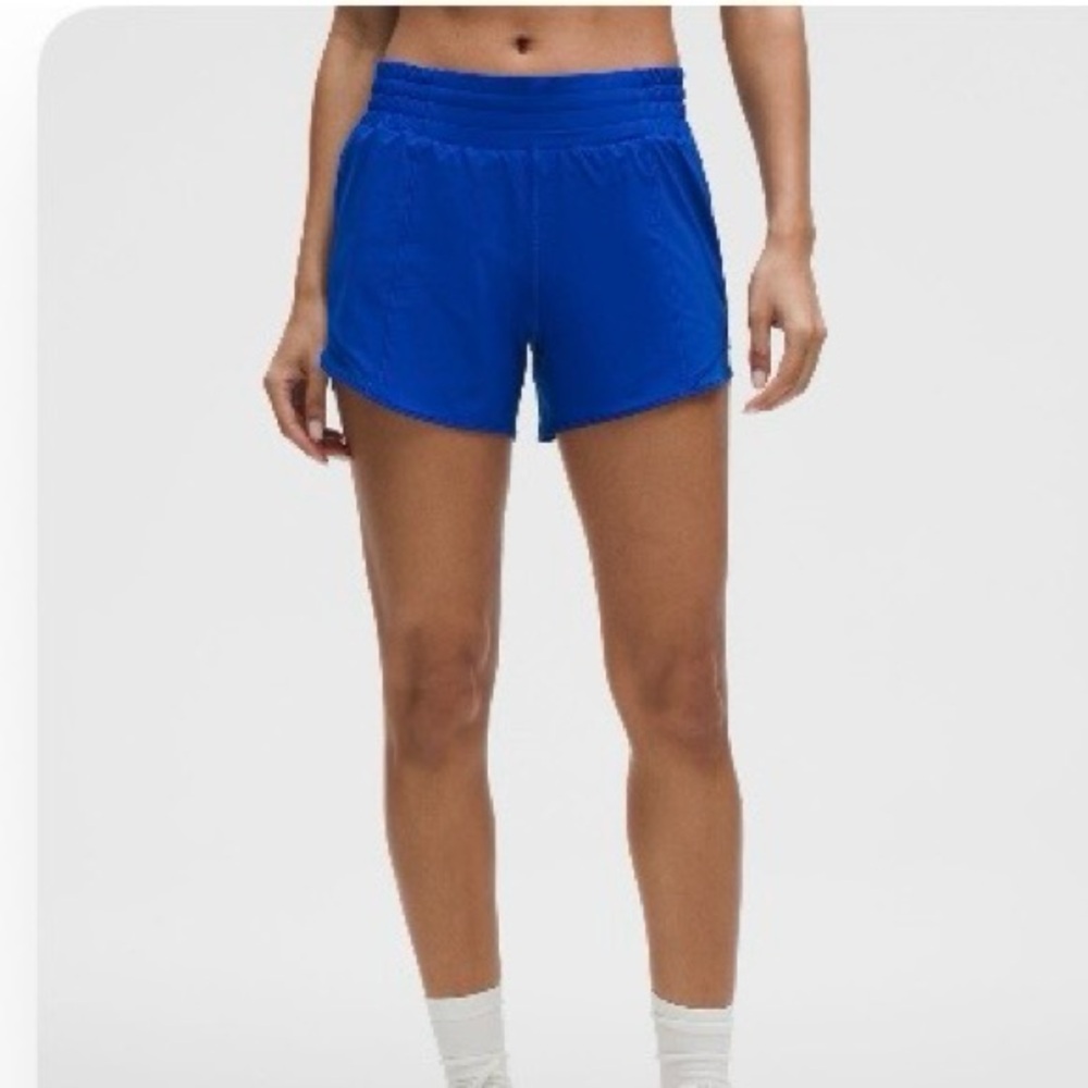 Lululemon Hotty Hot 4” size 6